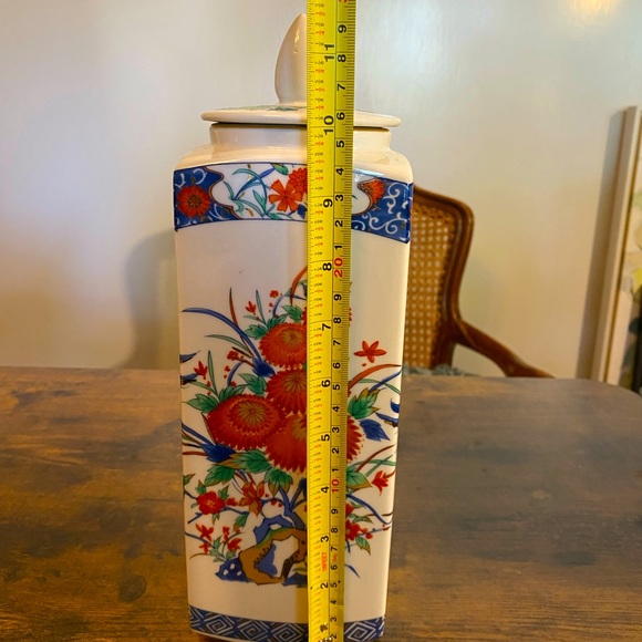 Vintage Imari Style Empress Garden  Made In Japan Rectangular Vase With Lid - Picture 7 of 8